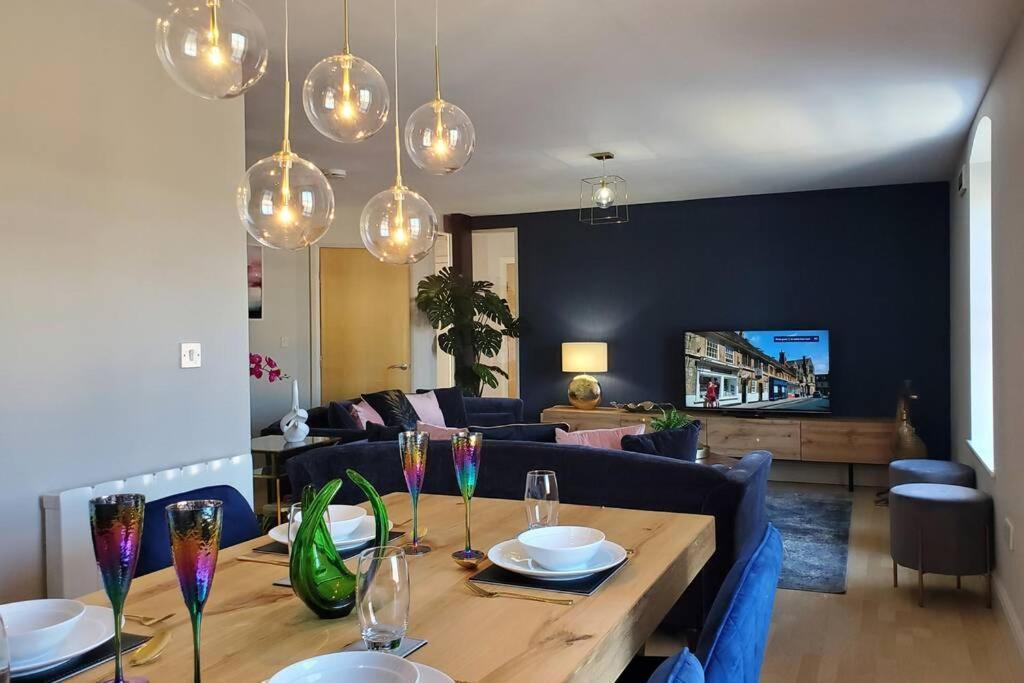 The Riverside At Woodsmill Quay With Parking York Exterior foto